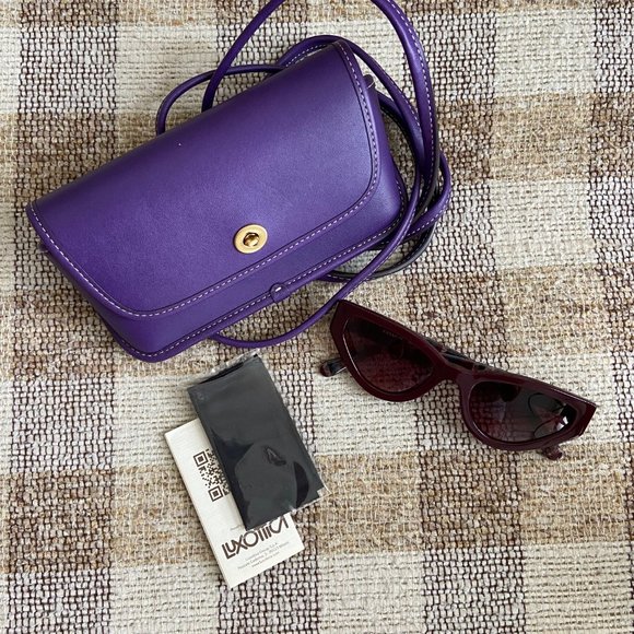 Coach sunglasses with a small pochette - Picture 2 of 13